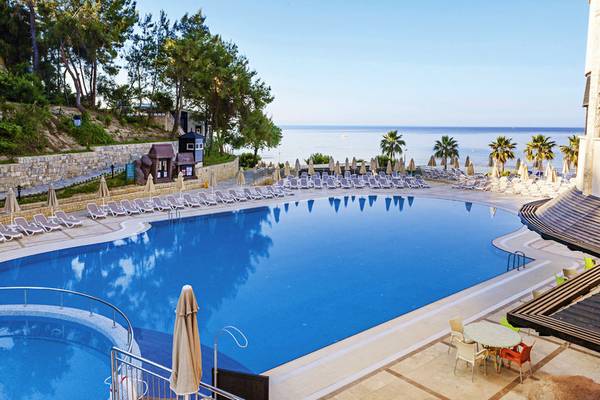 Melas Holiday Village