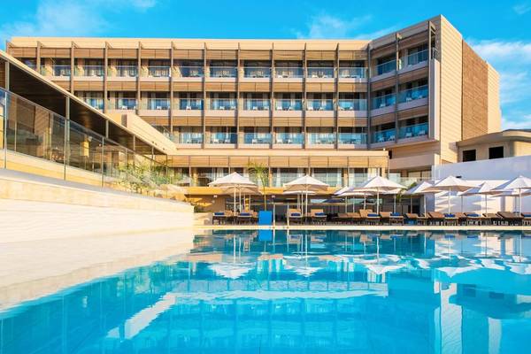 I Resort Beach Hotel and Spa  inklusive Privattransfer