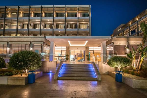 I Resort Beach Hotel and Spa  inklusive Privattransfer