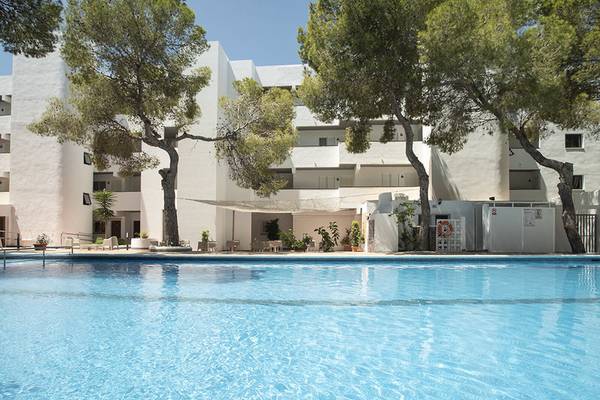 Apartamentos Es Pujols