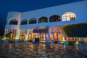 Reef Oasis Blue Bay Resort