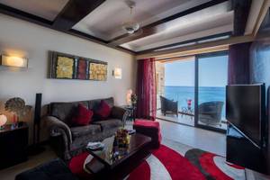 Reef Oasis Blue Bay Resort