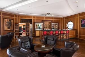 Reef Oasis Blue Bay Resort