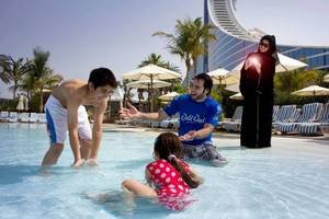 Jumeirah Beach Hotel in Dubai