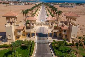 Cleopatra Luxury Beach Resort in Hurghada & Safaga