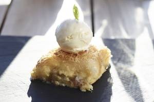 Vencia Boutique Hotel Speisen mit Eiscreme und Minze