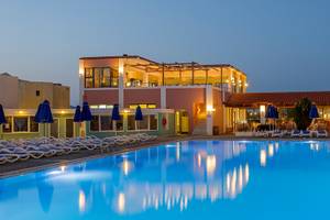 Dessole Dolphin Bay Resort in Heraklion