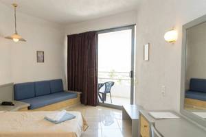 Dessole Dolphin Bay Resort in Heraklion