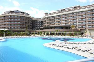 Sunmelia Beach Resort Hotel & Spa in Antalya & Belek