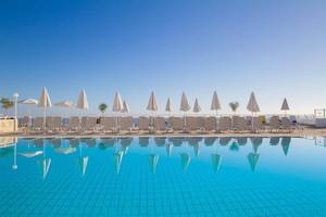 Peninsula Resort & Spa in Heraklion