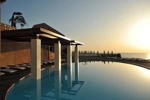 Sea Side Resort & Spa in Heraklion