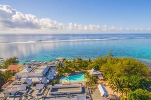 Le Peninsula Bay Beach Resort & Spa in Mauritius