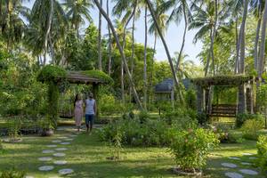 Royal Island Resort & Spa in Malediven, Garten