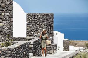 Santo Pure Oia Suites & Villas in Santorin