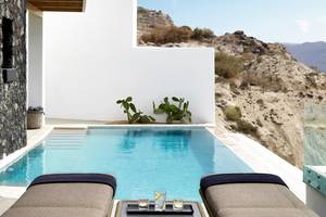 Santo Pure Oia Suites & Villas in Santorin