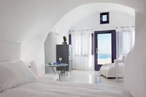 Katikies Chromata Santorini in Santorin