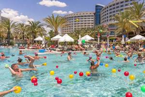 Royal Wings Hotel, Antalya, Pool Spielen