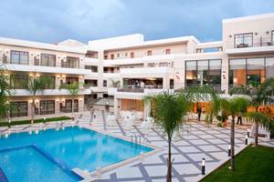 Porto Platanias Beach Resort & Spa in Heraklion