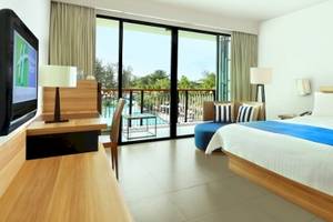 Holiday Inn Mai Khao Resort in Thailand: Insel Phuket