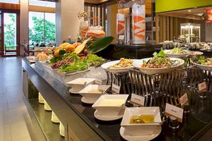Holiday Inn Mai Khao Resort in Thailand: Insel Phuket