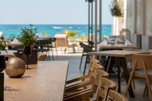 Ikones Seafront Luxury Suites in Heraklion