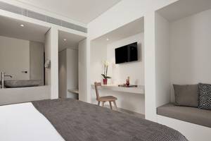 Caravel Hotel in Zakynthos