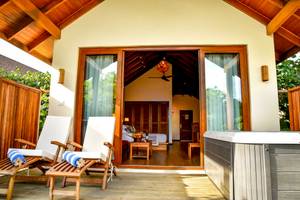 Reethi Faru Resort in Malediven