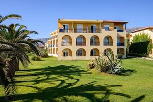 Vantaris Beach Hotel in Kreta, Garten