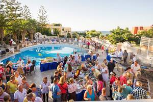 Vantaris Beach Hotel in Kreta, Pool Party