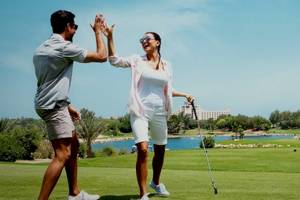Golfspieler auf dem Platz im JA Lake View Hotel