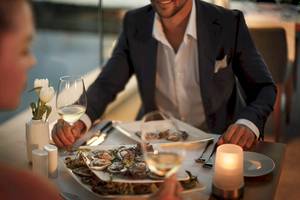 Paar beim Essen im Dubrovnik President Valamar Collection Hotel