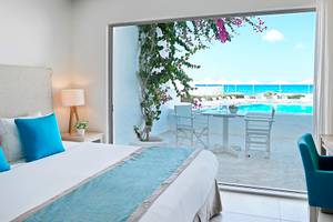 Knossos Beach Bungalows Suites Resort & Spa in Heraklion