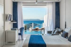 Knossos Beach Bungalows Suites Resort & Spa in Heraklion