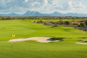 Dinarobin Beachcomber Golf Resort & Spa in Mauritius