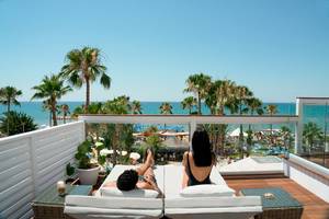 Lordos Beach Hotel in Larnaca