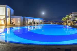 Grand Hotel Holiday Resort in Heraklion