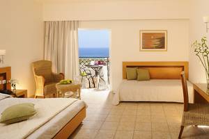 Grand Hotel Holiday Resort in Heraklion