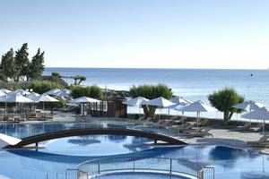 Creta Maris Beach Resort in Kreta, Pool, Meer