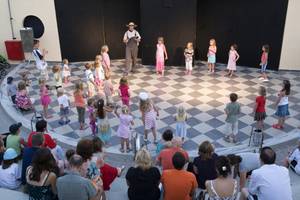 Kindertheateraufführung im Hotel Atlantica Mikri Poli Rhodes
