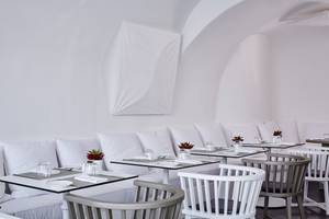 Katikies Chromata Santorini in Santorin