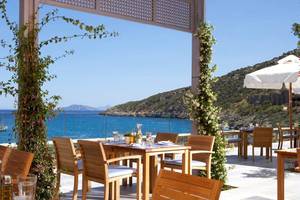 Daios Cove Luxury Resort & Villas in Heraklion