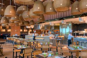 Crowne Plaza Abu Dhabi Yas Island, Restaurant