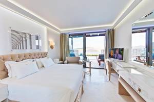 Royal Marmin Bay Boutique in Heraklion