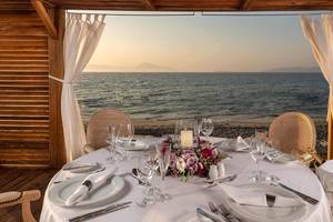 Neptune Hotels Resort in Kos, Restaurant am Meer