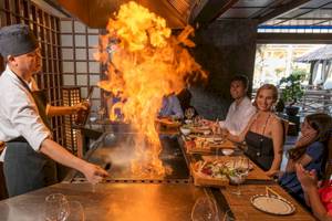 Tischgrill im japanischen Restaurant im Secrets Bahia Real Resort & Spa Hotel