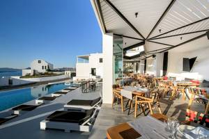 Ambassador Aegean Luxury Hotel & Suites in Santorin
