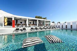 Ambassador Aegean Luxury Hotel & Suites in Santorin