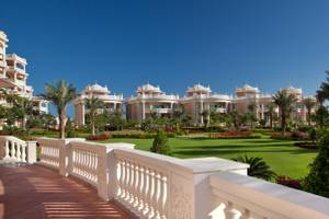 Kempinski Hotel Residences Palm Jumeirah in Dubai