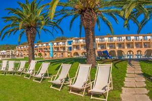 Messonghi Beach Holiday Resort in Korfu & Paxi