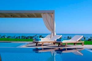 The Royal Blue Resort in Heraklion